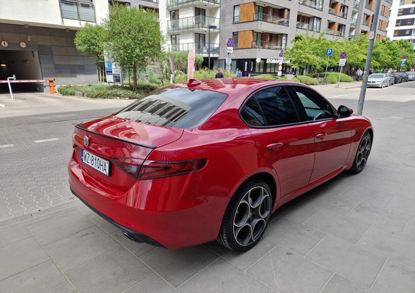 Alfa Romeo Giulia cena 83500 przebieg: 204744, rok produkcji 2017 z Połczyn-Zdrój małe 232